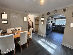 Photo 5- click for photo gallery